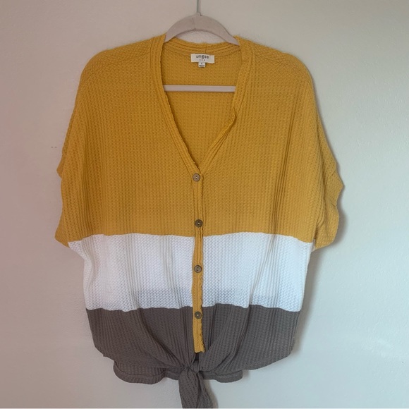 Umgee USA Pullover Tie Waist Waffle Knit Top Womens L Short Sleeve V Neck - Picture 5 of 10